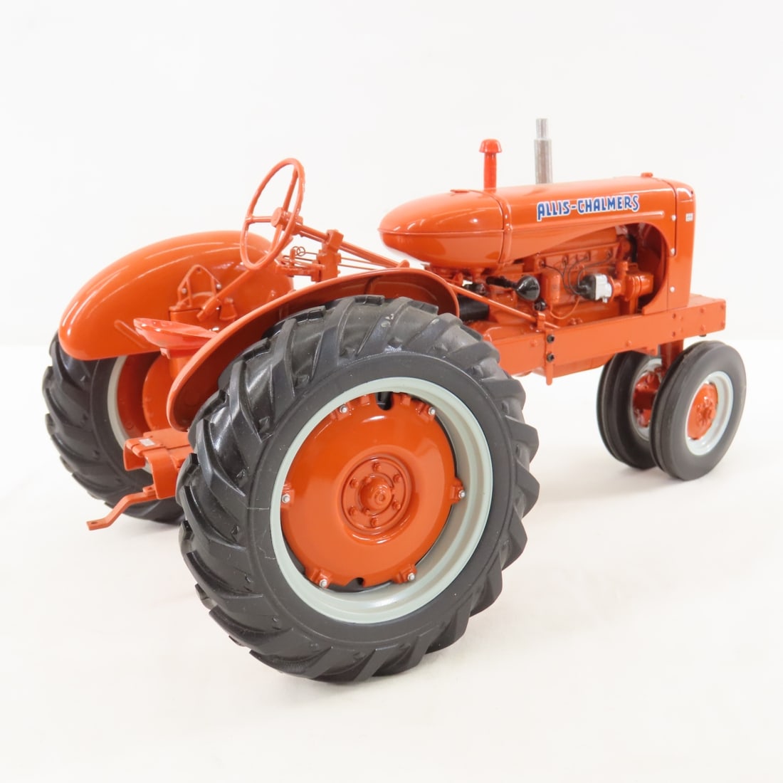Franklin Mint Allis-Chalmers WC Row Crop Tractor - 5