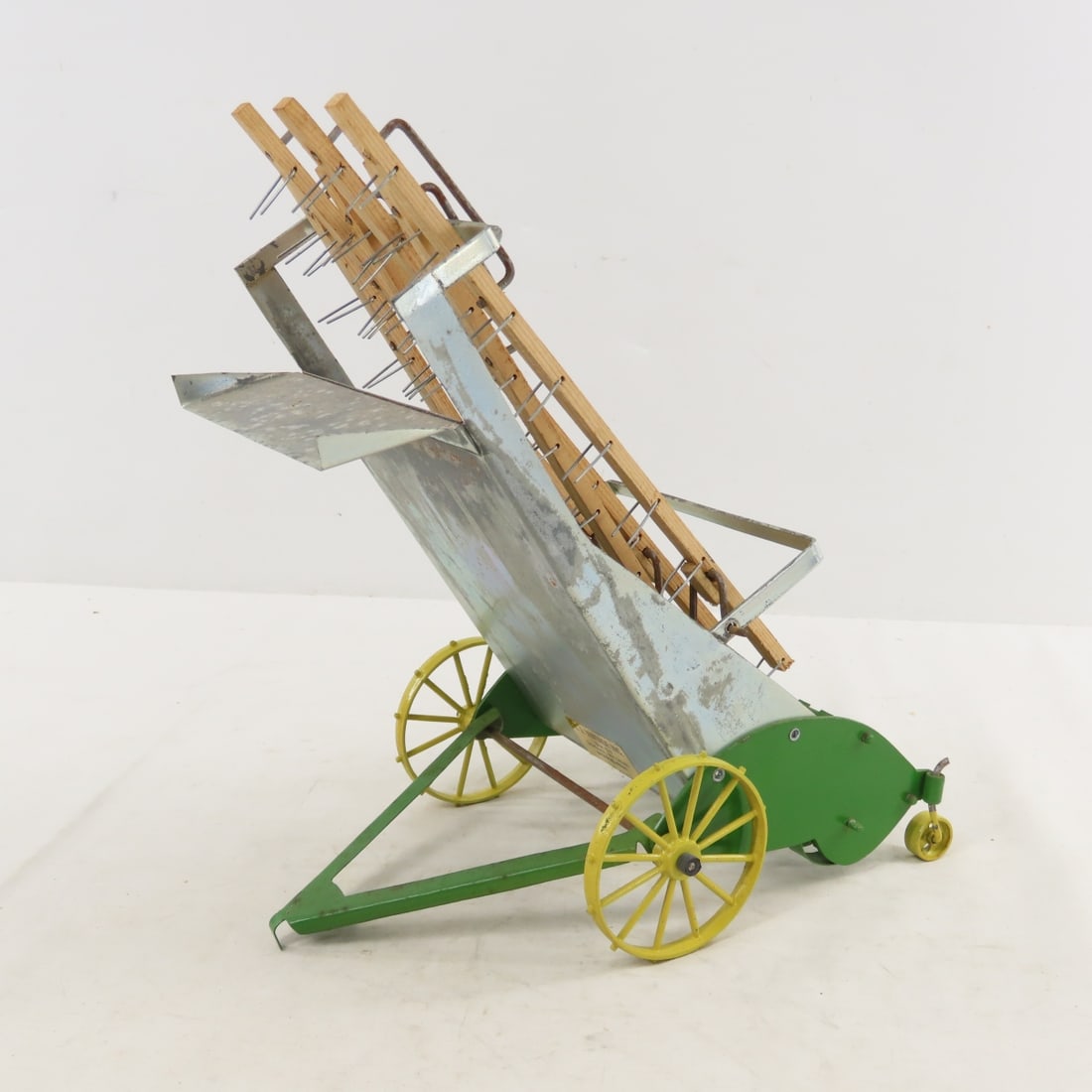 TJ Vintage Custom John Deere Pull Hay Loader - 2