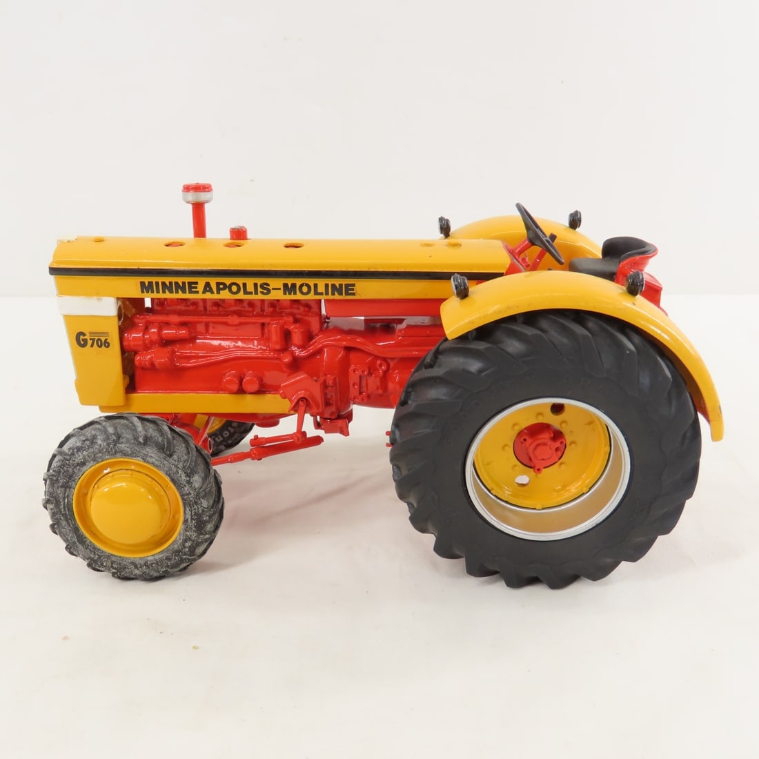 Mohr Custom Minneapolis-Moline G706 FWA Tractor - 2