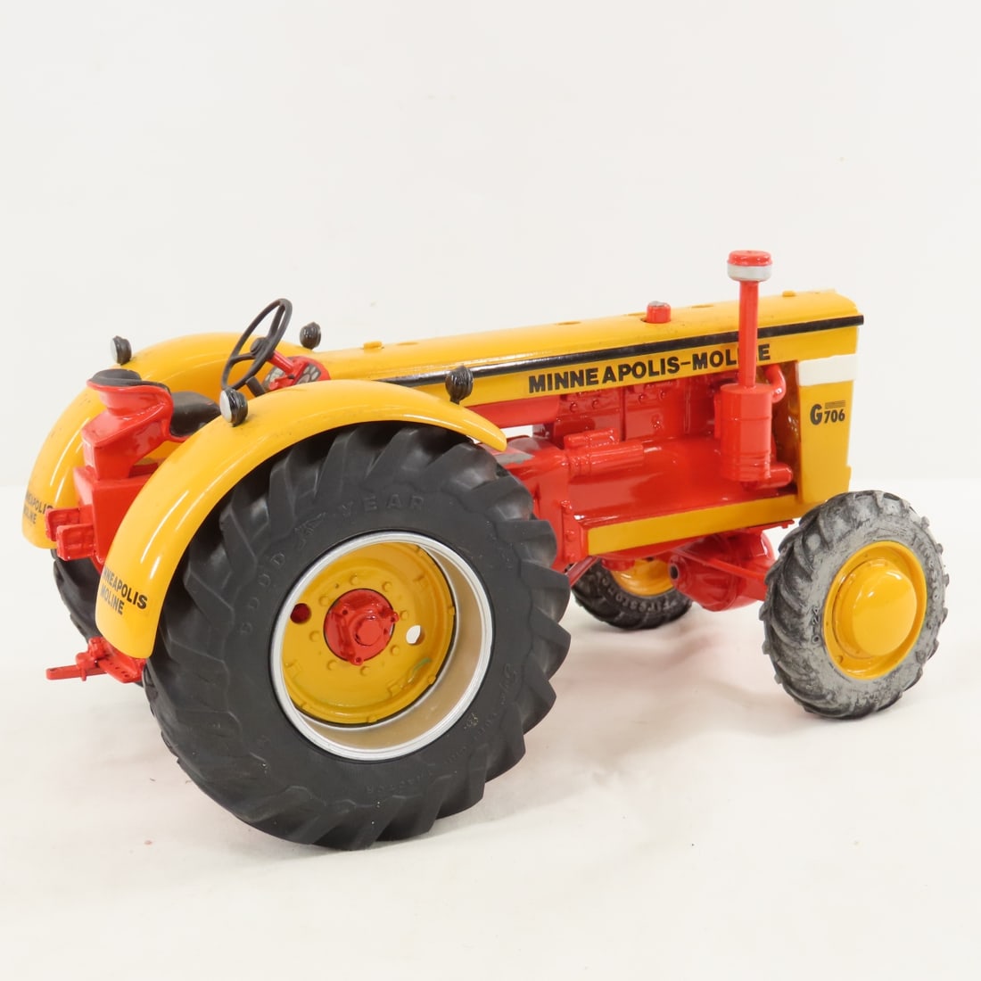 Mohr Custom Minneapolis-Moline G706 FWA Tractor - 5