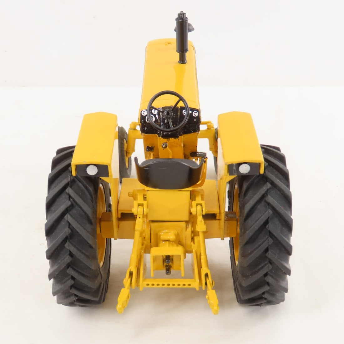 Gilbert Berg Custom Minn-Moline G900 Tractor - 4