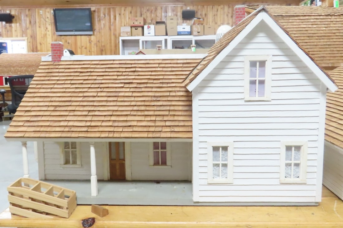 Scratch Built Wood Farmhouse & Hog Barn - 2