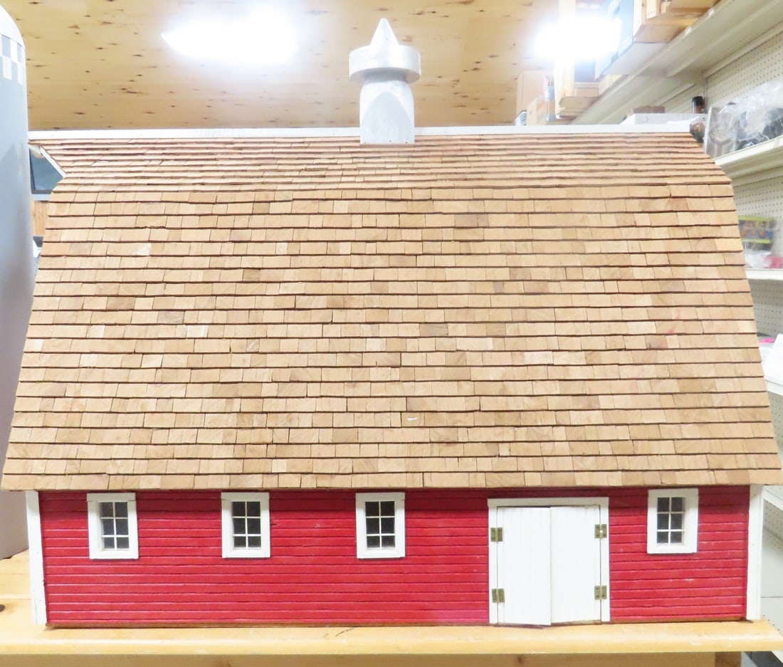 Scratch Built Wood Cattle Barn & Plastic Silo - 2