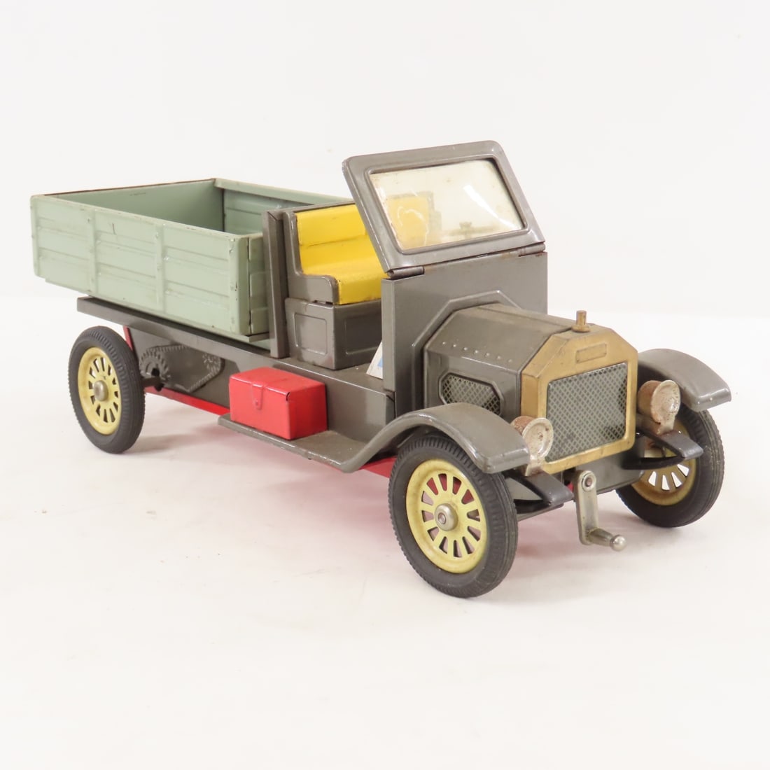 Vintage Japan Tin Litho Friction Old-Timer Truck - 7