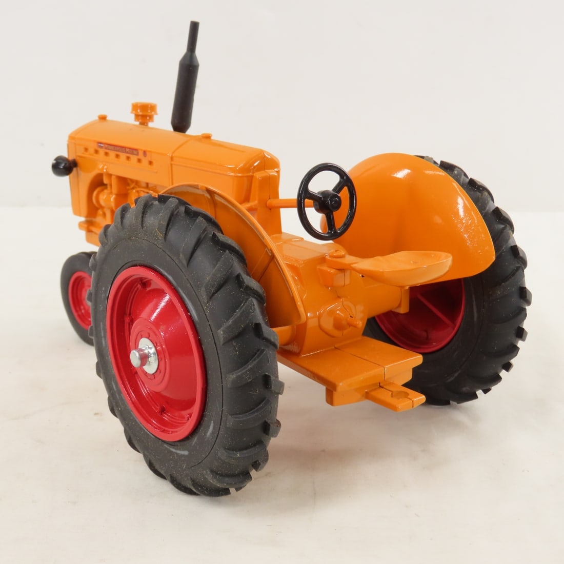 2 SpecCast Minneapolis-Moline U Tractors - 3