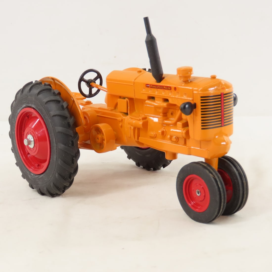 2 SpecCast Minneapolis-Moline U Tractors - 7