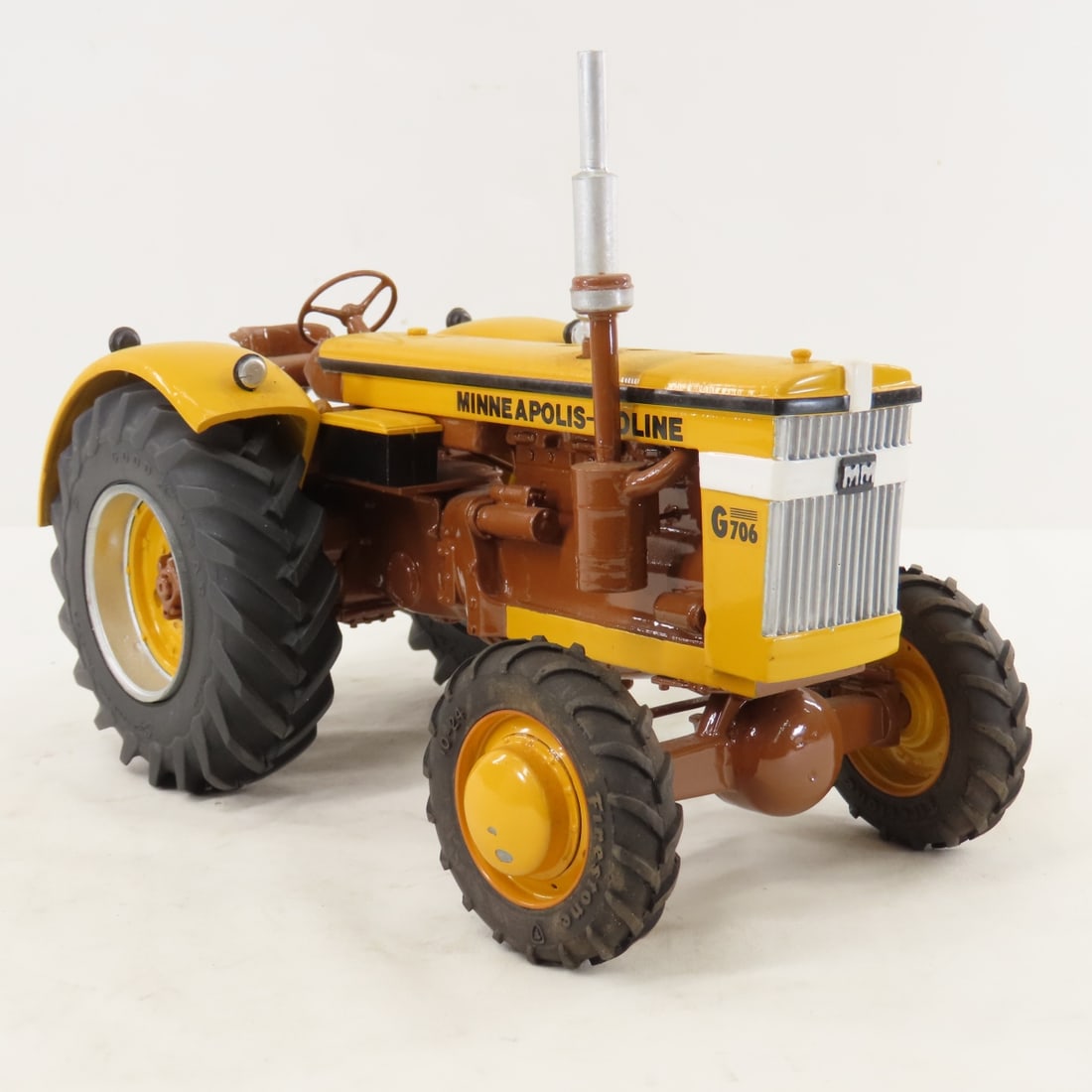 Mohr Custom Minn-Moline G706 Brown Belly Tractor - 7