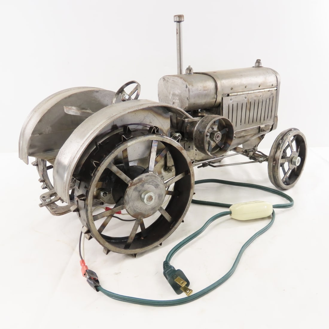 Scratch Built 1/8 Metal Tractor with Motor - 5