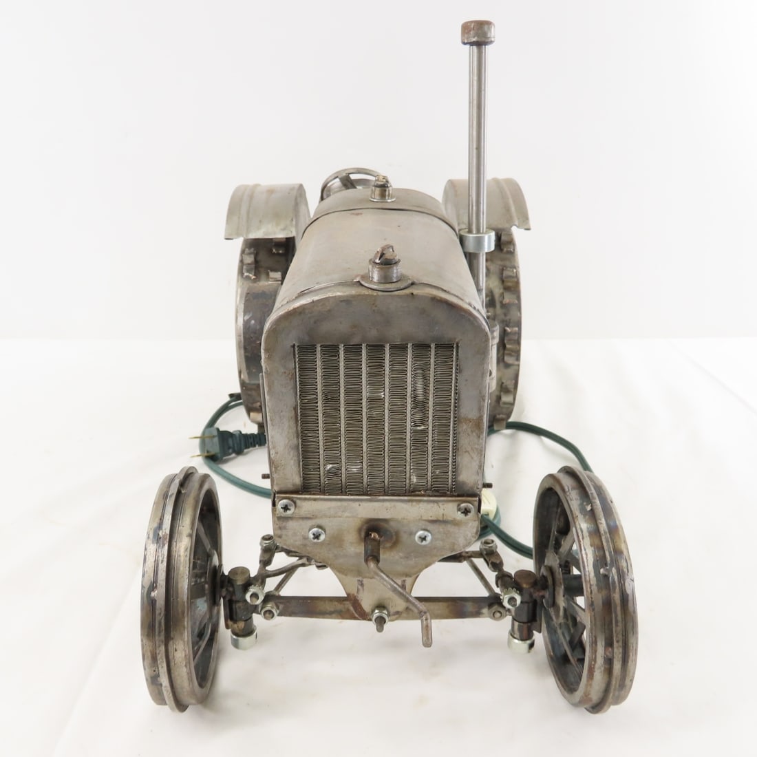 Scratch Built 1/8 Metal Tractor with Motor - 8