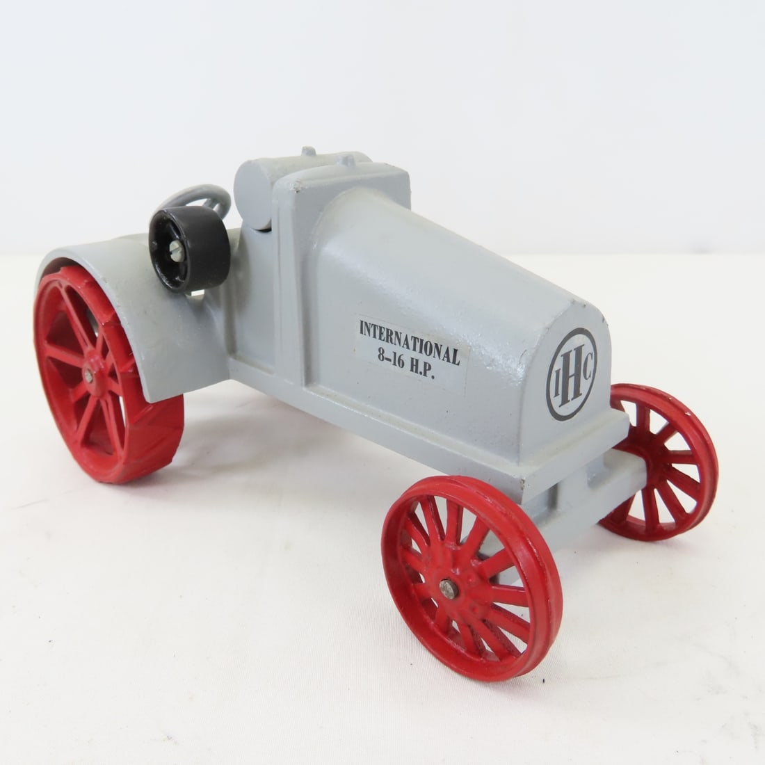 Ebersol Custom International 8-16 Grey Tractor - 7