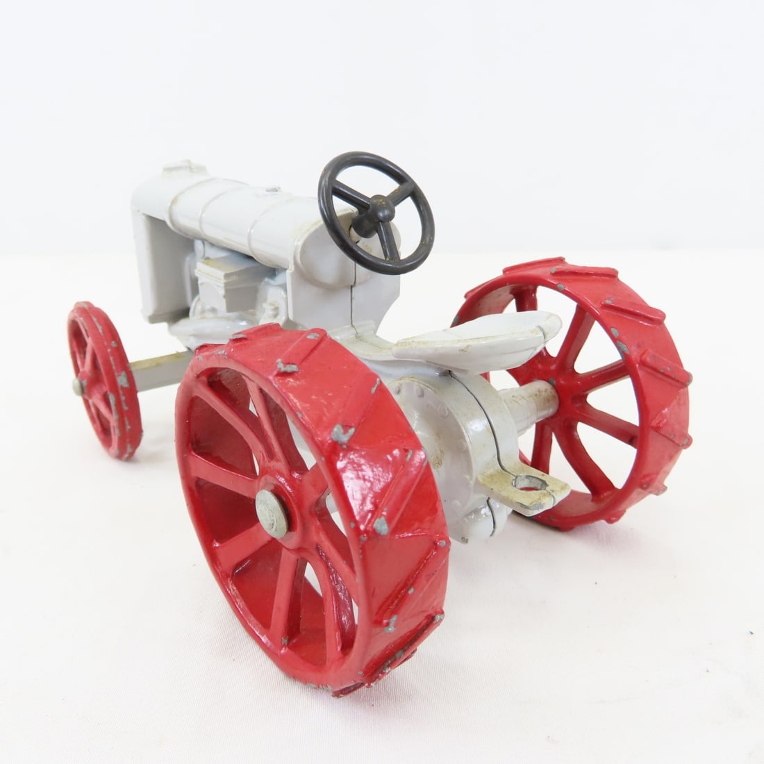 Fordson Model F Tractor Steel Wheels - 3