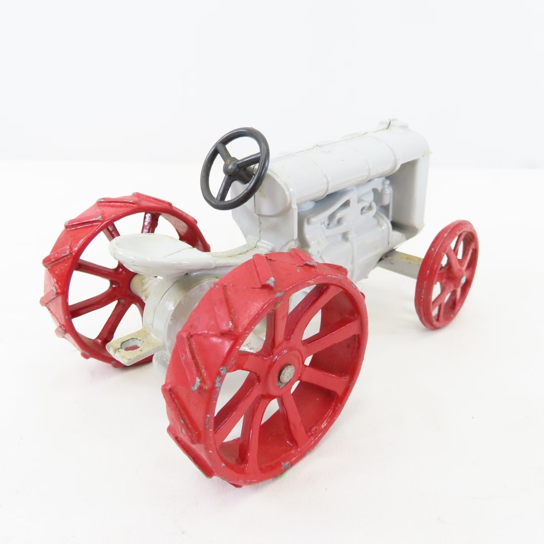 Fordson Model F Tractor Steel Wheels - 5