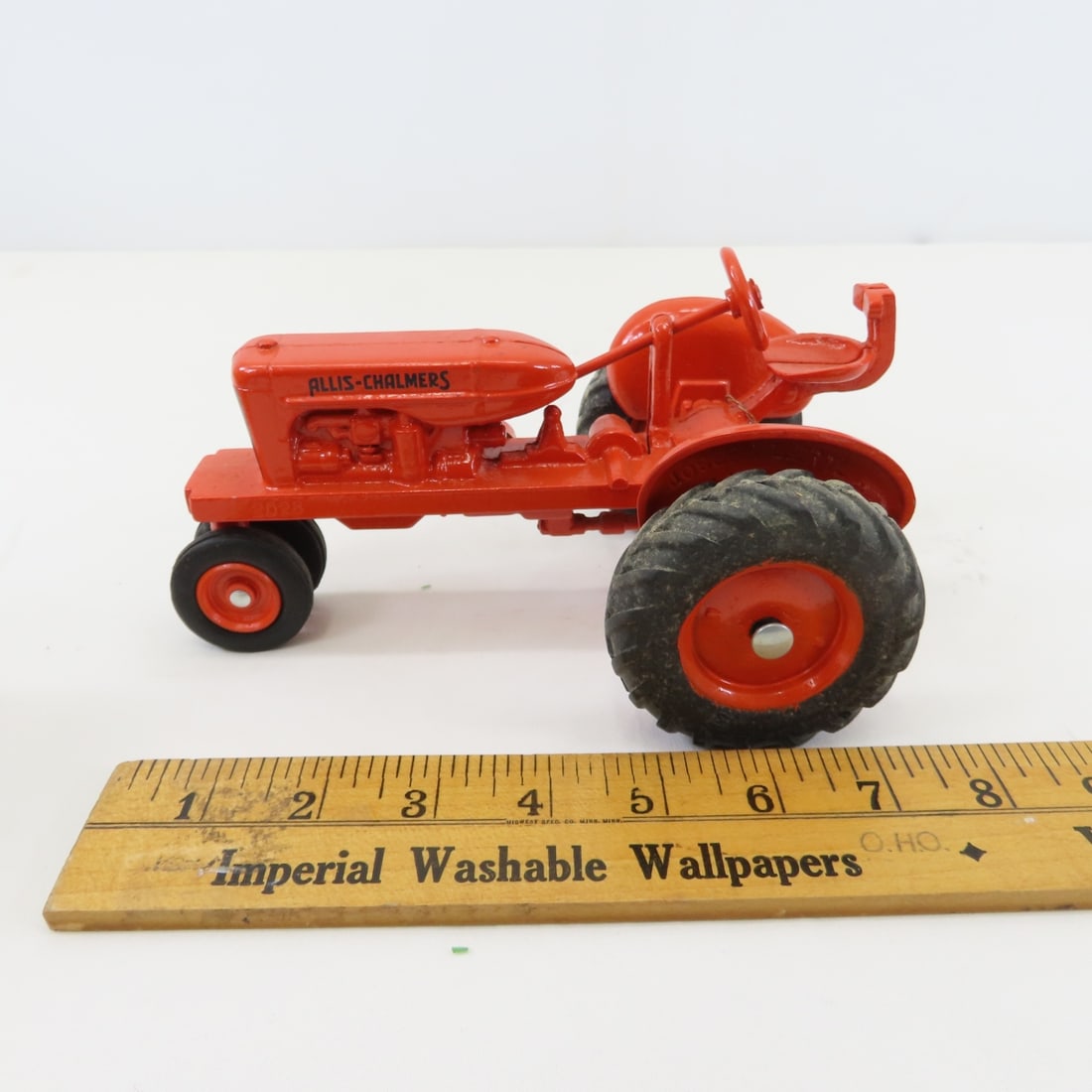 JLE Allis-Chalmers RC Narrow Front Tractor - 2