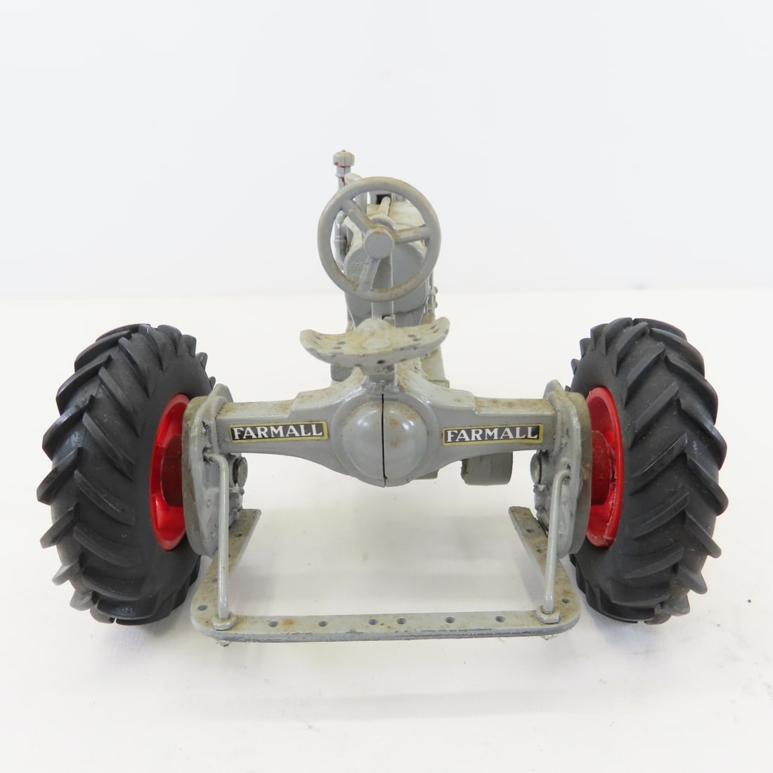 ERTL McCormick-Deering Farmall F-20 NF Tractor - 4