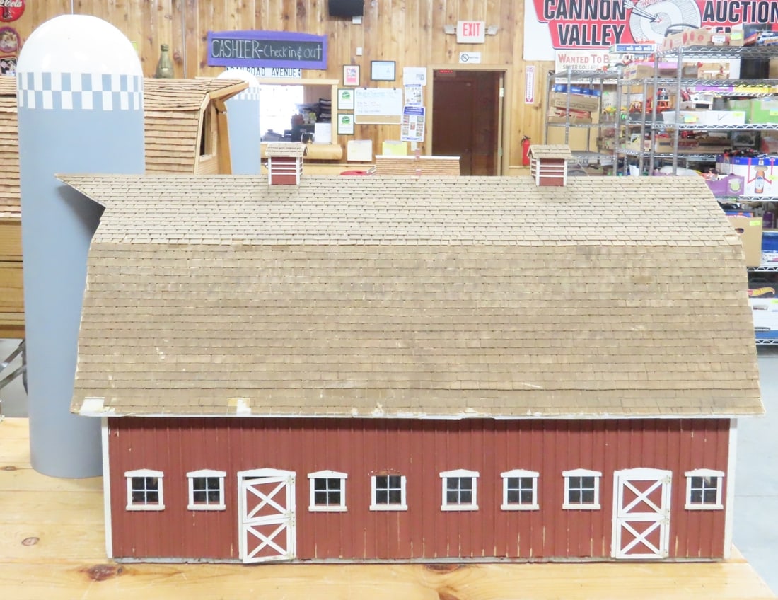 Scratch Built Wood Cattle Barn & Plastic Silo - 3