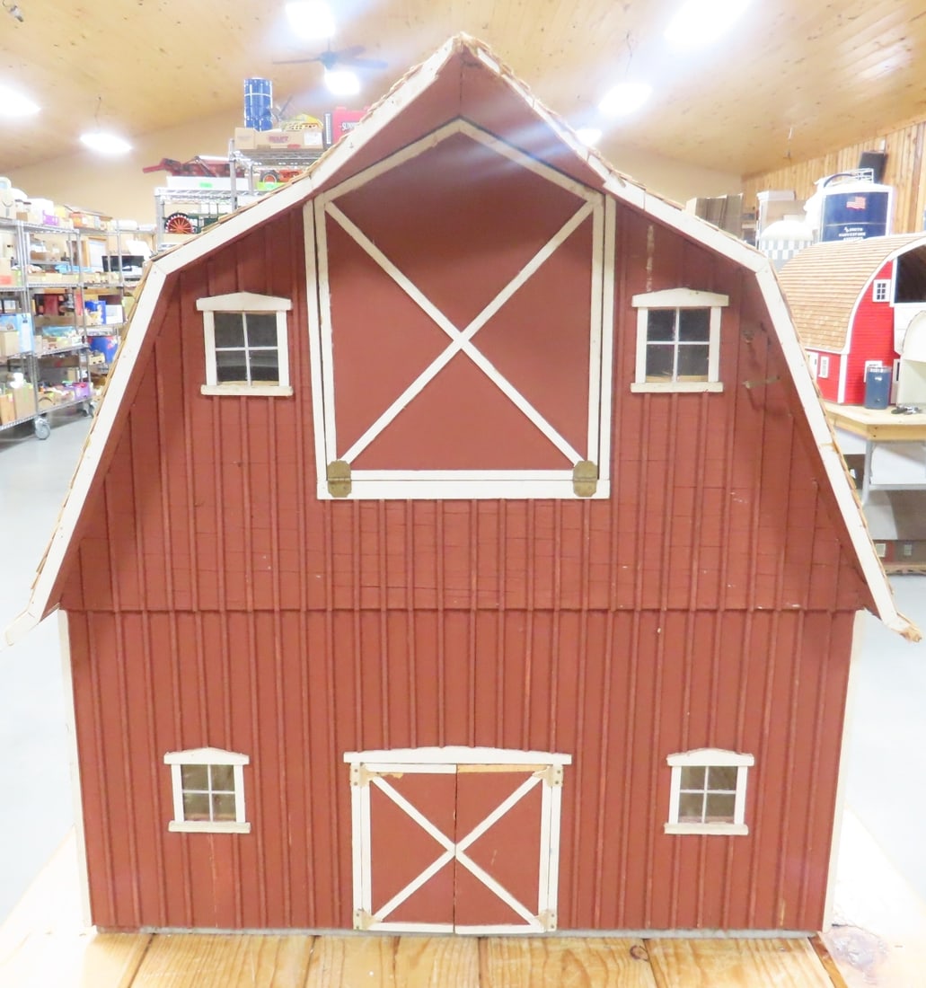 Scratch Built Wood Cattle Barn & Plastic Silo - 5