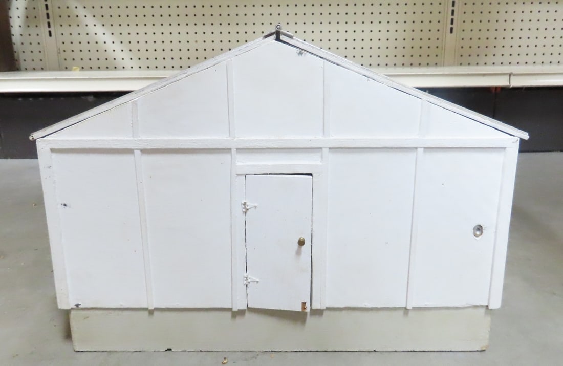 Scratch Built Hog Barn w/Electrical Lighting, Pigs - 2
