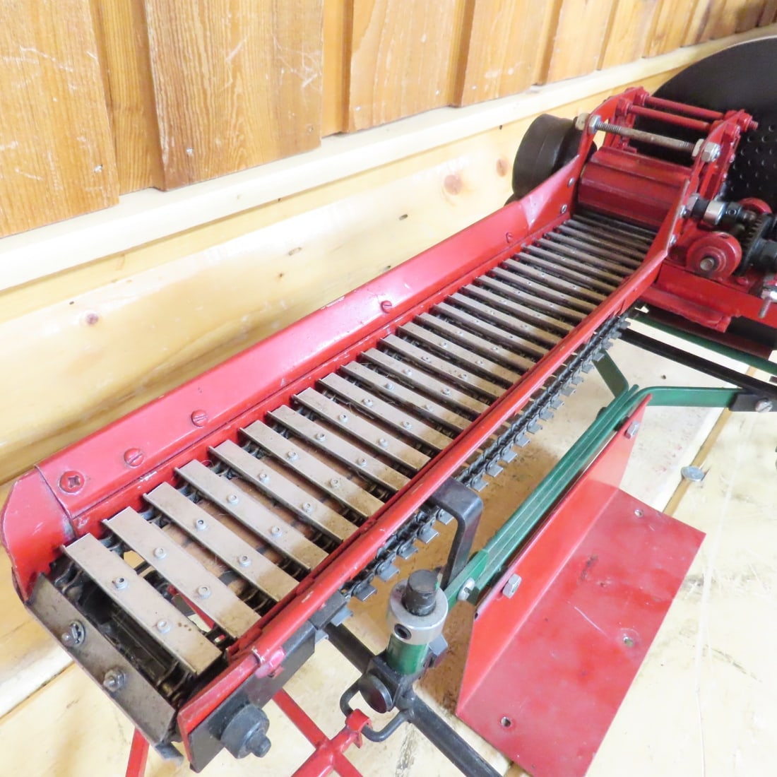 Scratch Built Conveyor with grinding wheel, works - 5