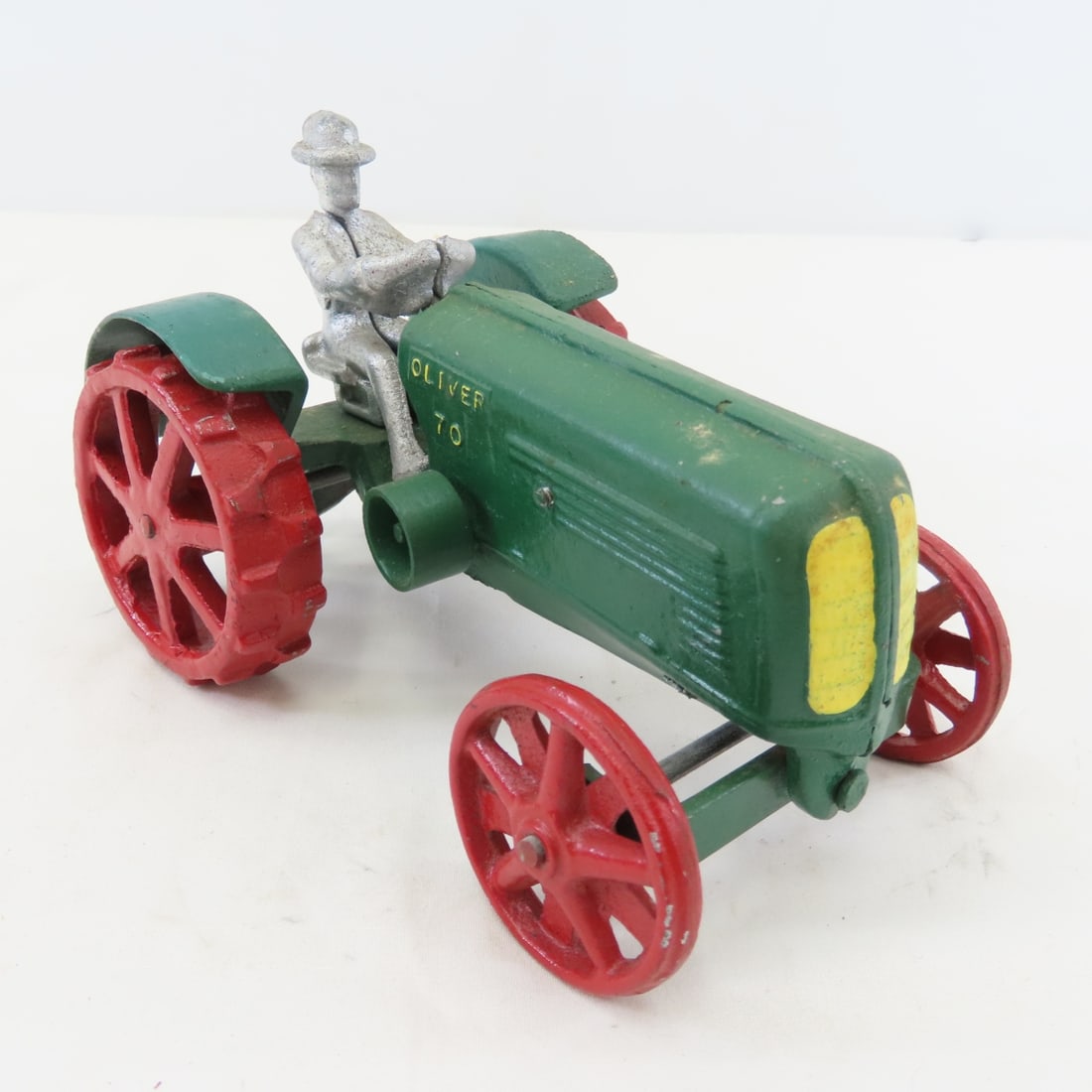 Custom Oliver 70 Row Crop WF Tractor w/ Driver - 7