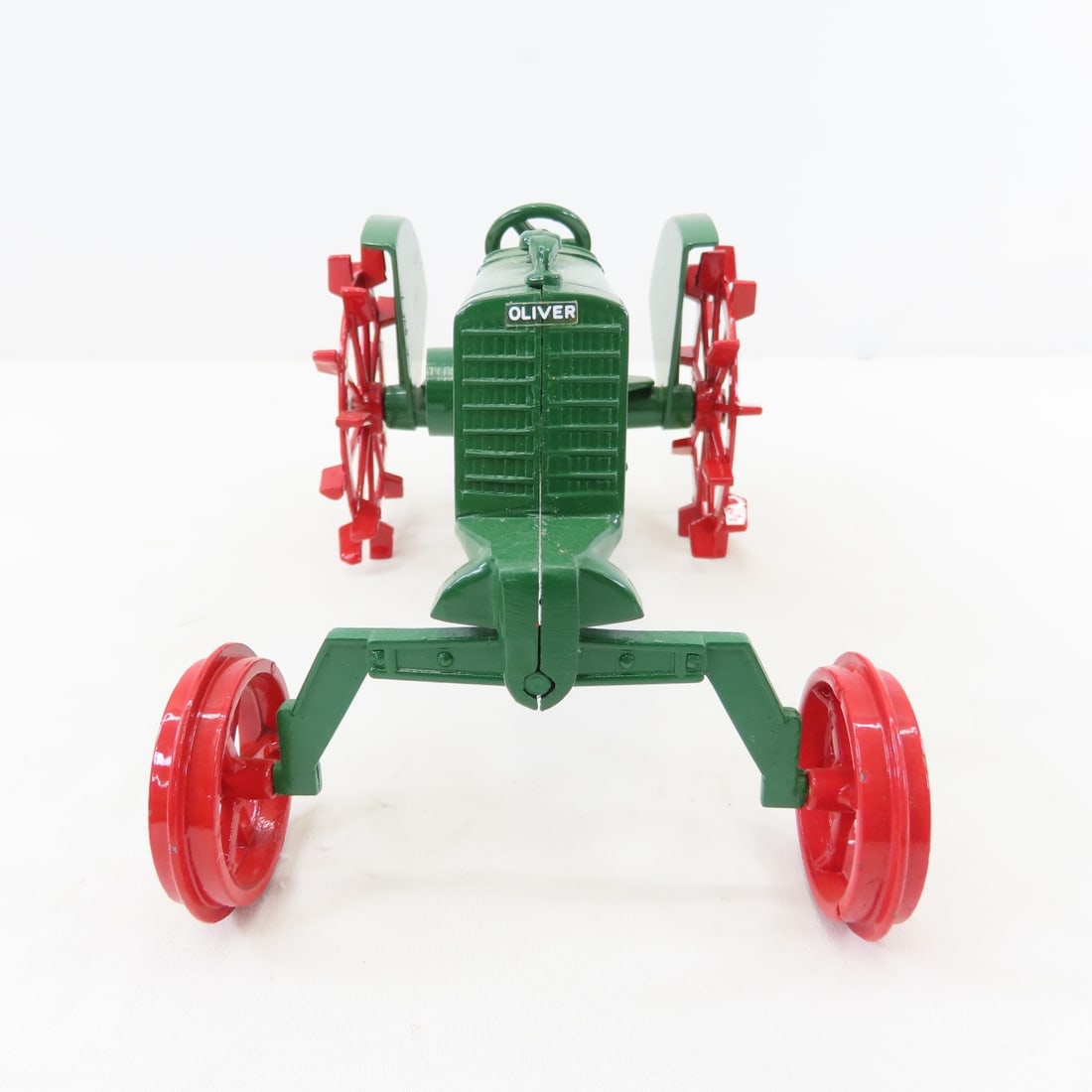 Scale Models Oliver 70 Row Crop Tractor 1988 Show - 8