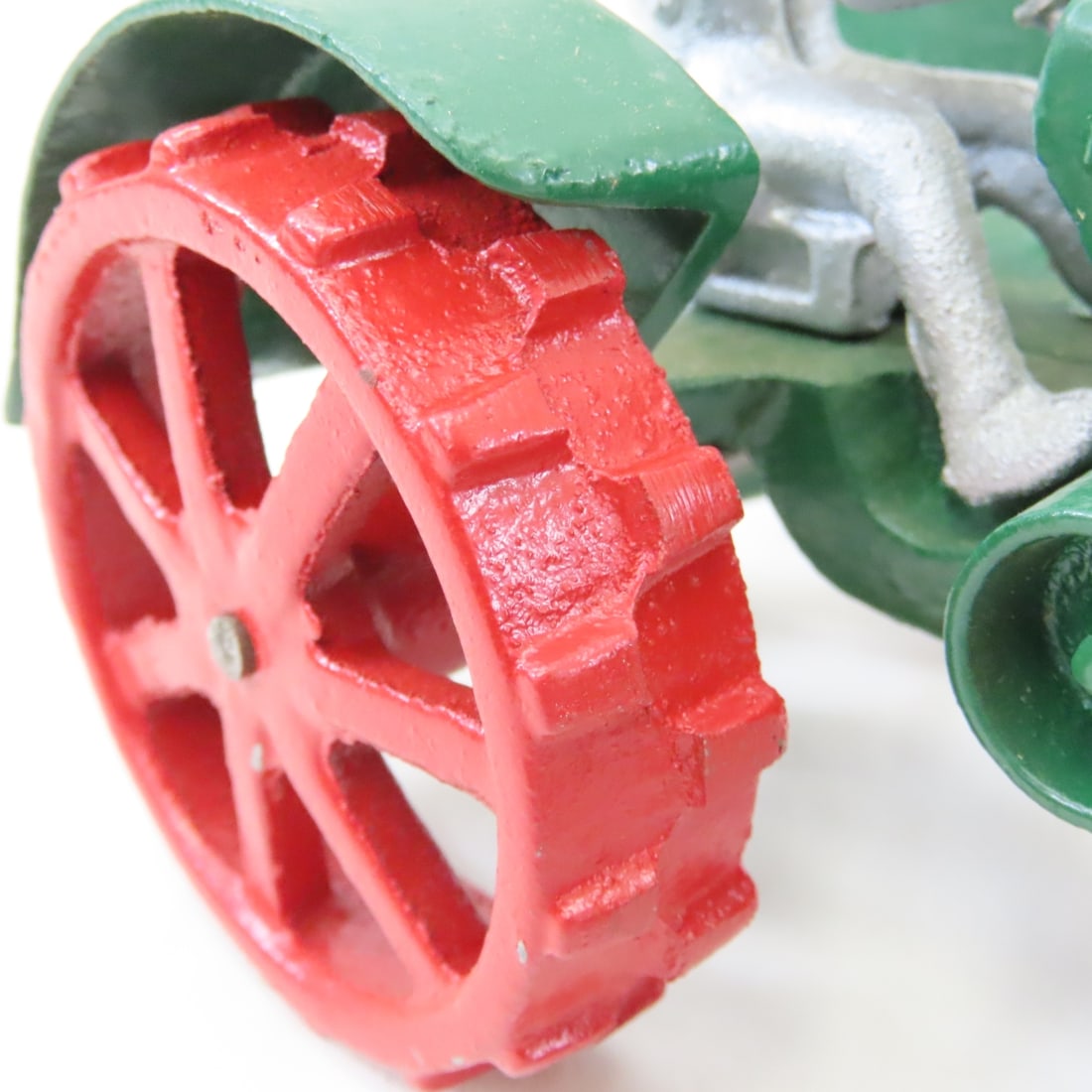 Custom Oliver 70 Row Crop WF Tractor w/ Driver - 14