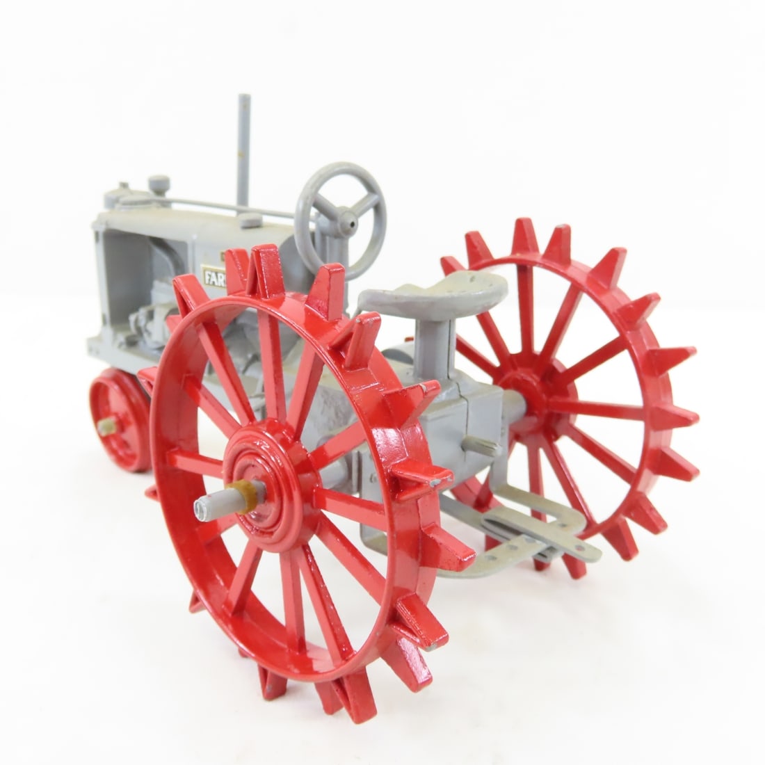 Roy Lee Baker RLB Custom Farmall F-12 Tractor - 3