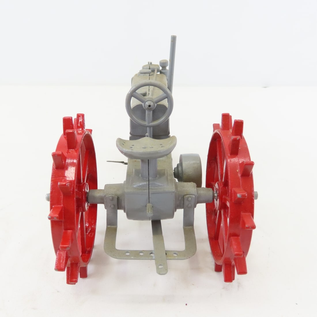 Roy Lee Baker RLB Custom Farmall F-12 Tractor - 4