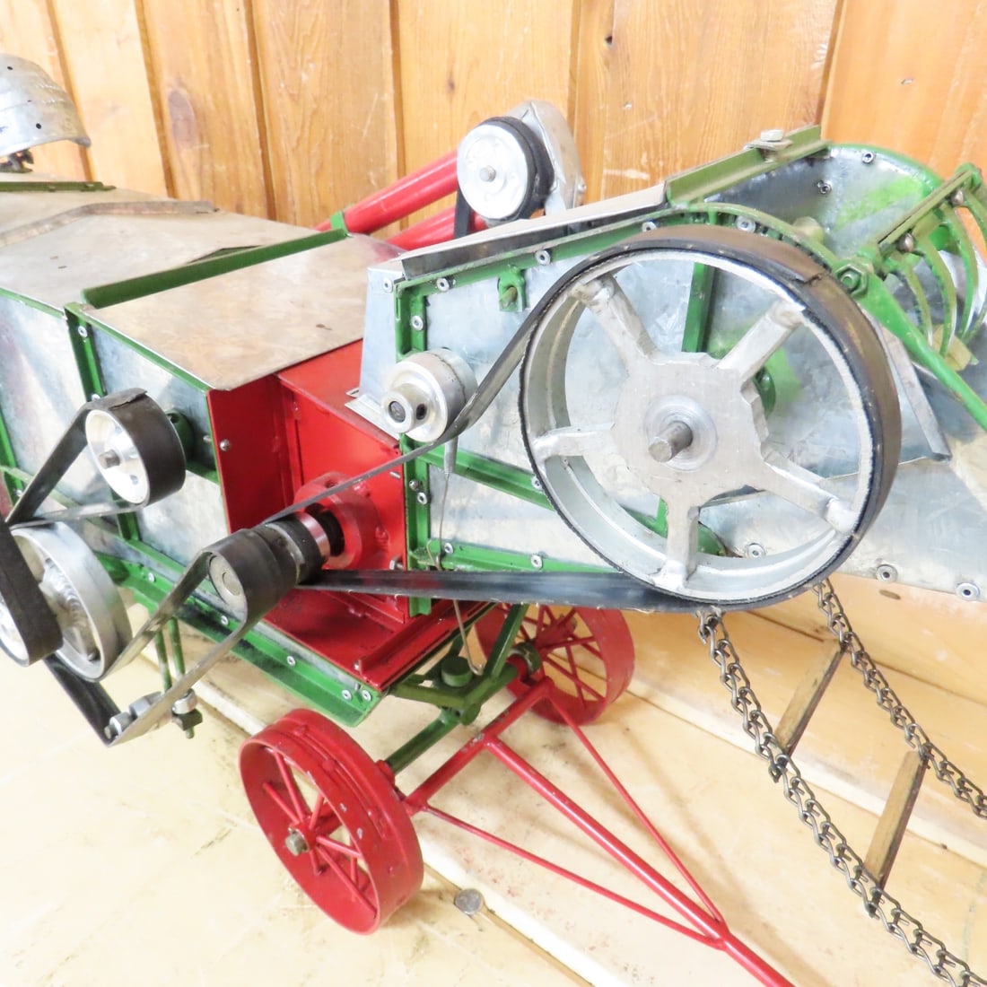 Ken Sunderland Scratch Built Case Thresher - 4