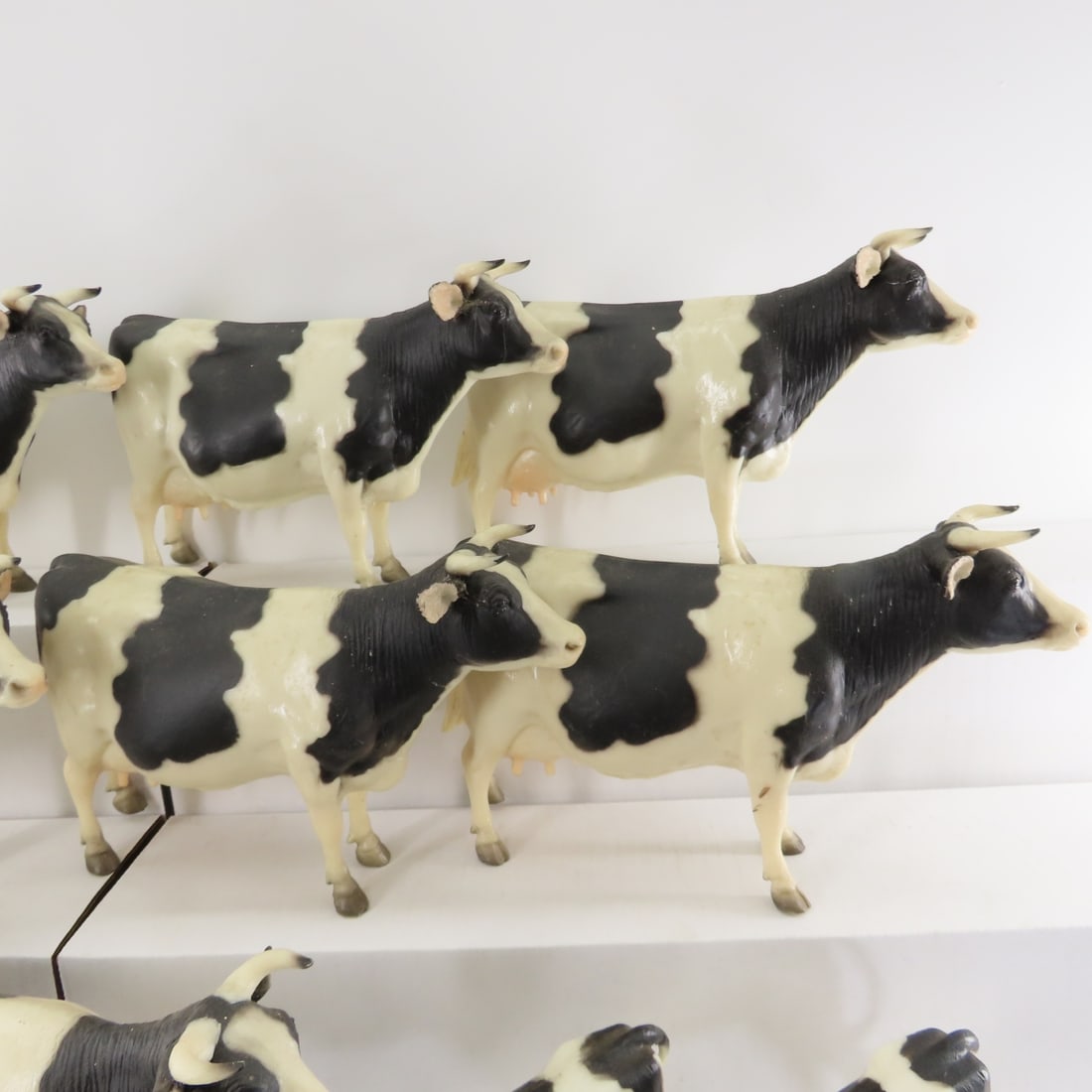 Vintage Breyer 9 Holstein Cows & 14 Calves - 3
