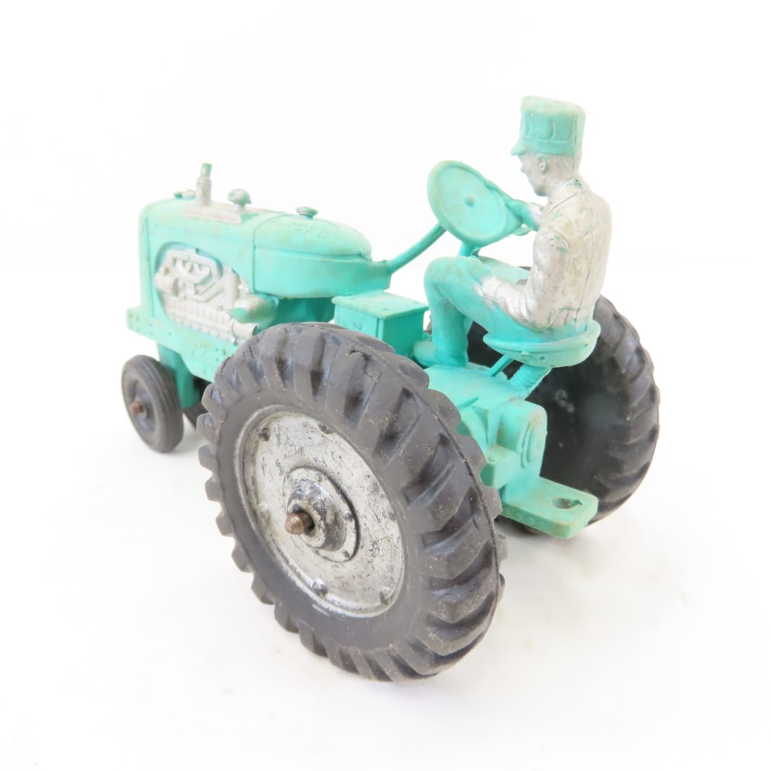 Vintage Auburn Rubber 572 Tractor with driver - 3