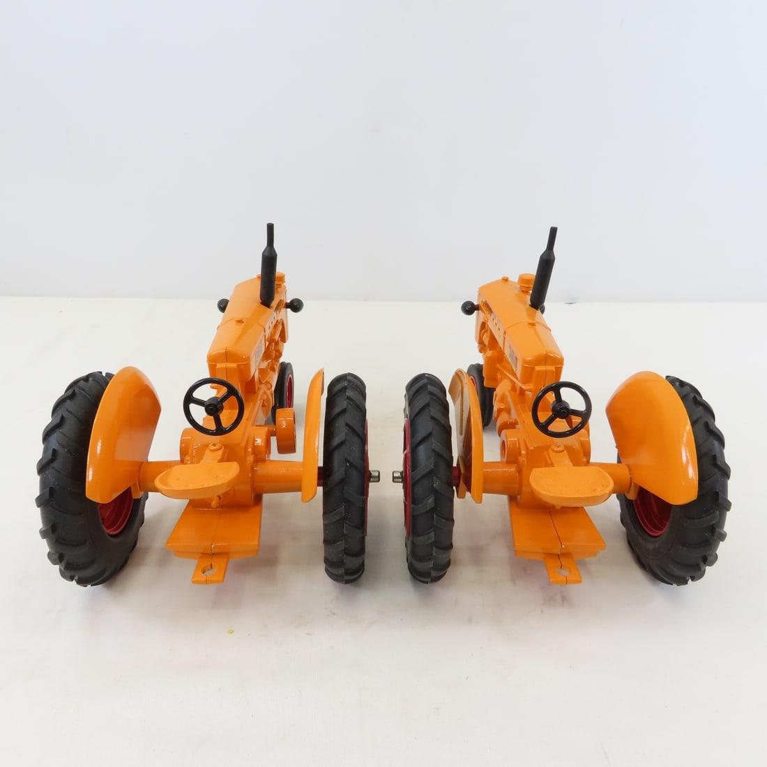 2 SpecCast Minneapolis-Moline U Tractors - 4
