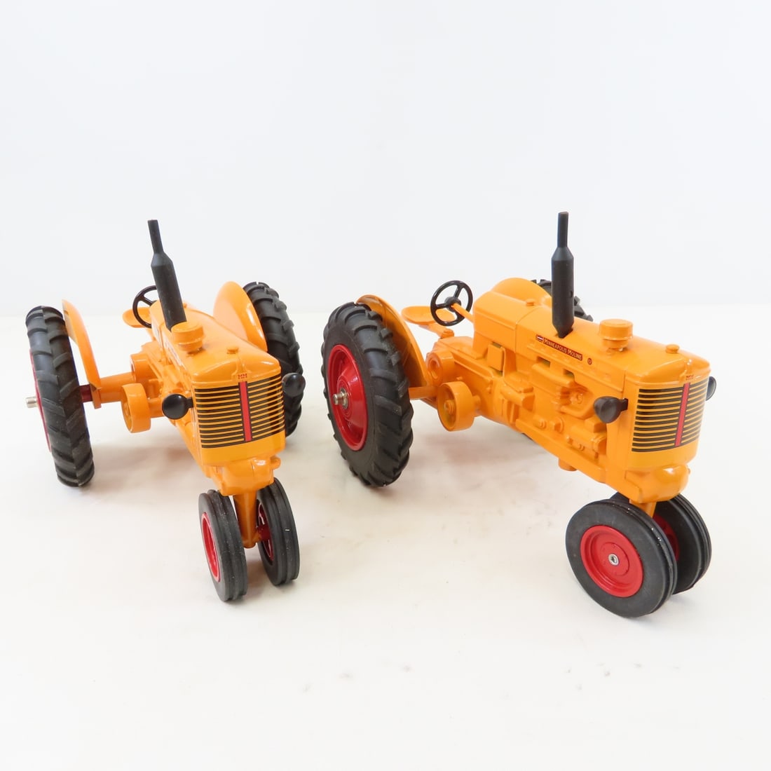 2 SpecCast Minneapolis-Moline U Tractors - 7