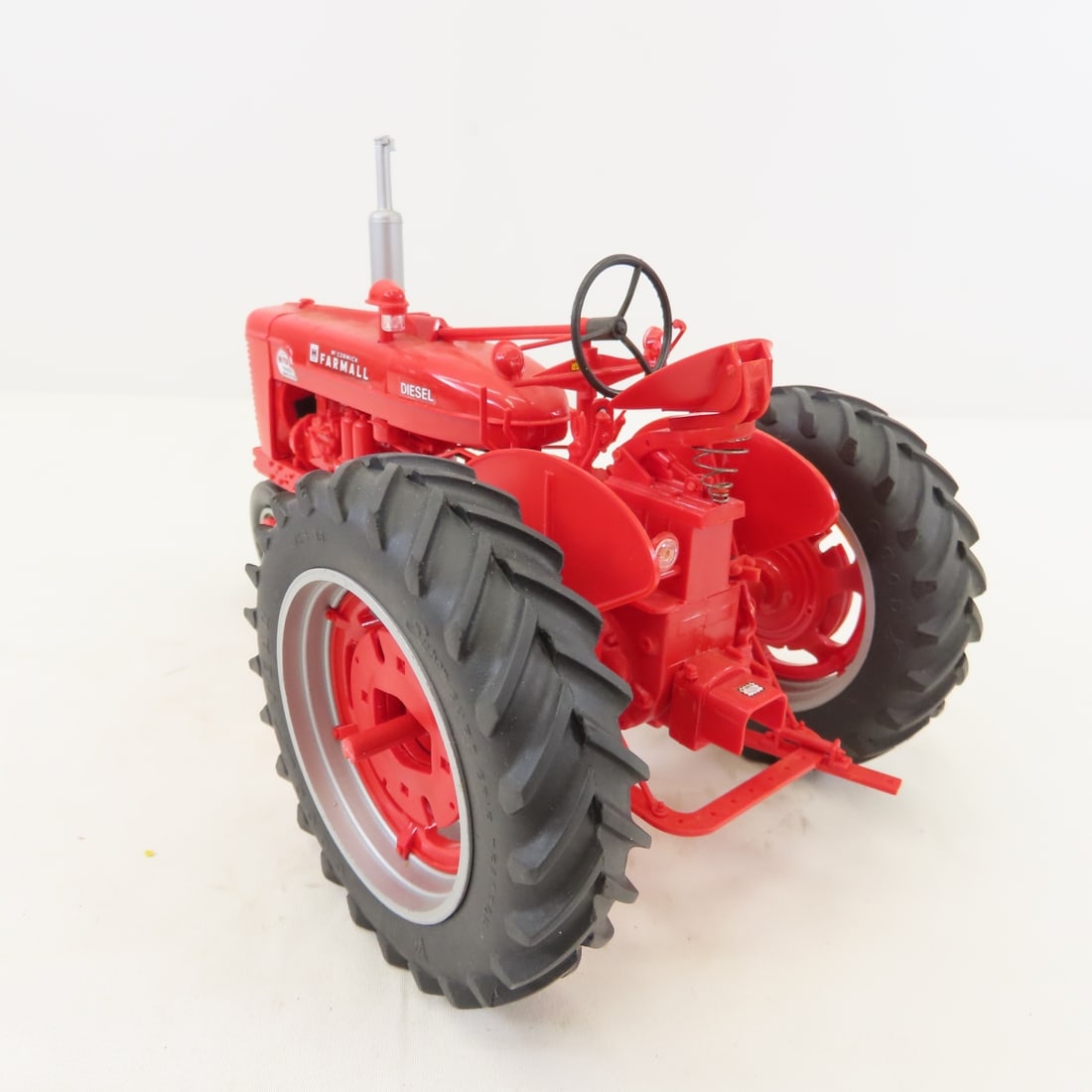 Yoder IH McCormick Farmall M-TA diesel Tractor - 3