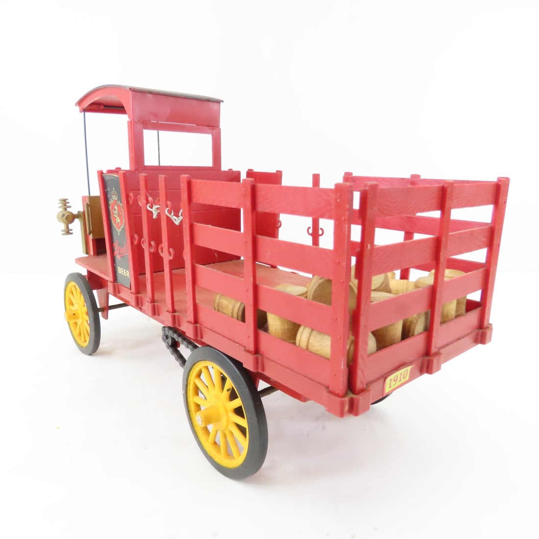 1970s Rapid Model Stroh's Beer Delivery Truck - 3