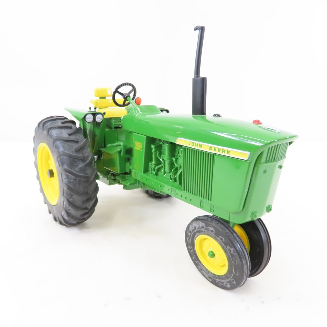 ERTL John Deere 4020 Diesel Tractor - 7