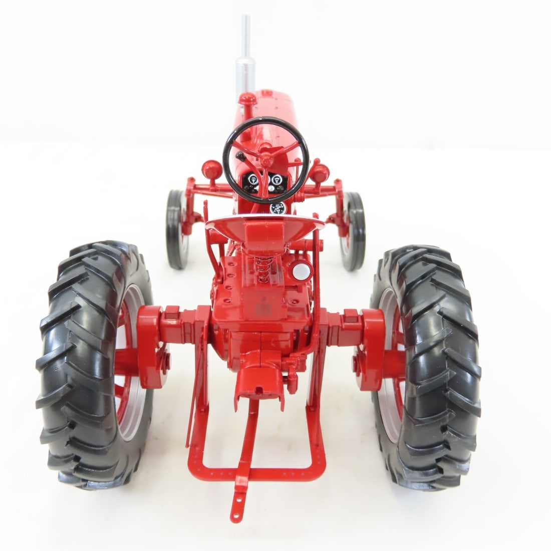 McCormick Farmall 400 High Crop Gas Tractor - 4