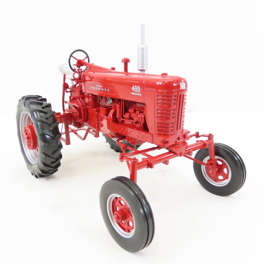 McCormick Farmall 400 High Crop Gas Tractor - 7