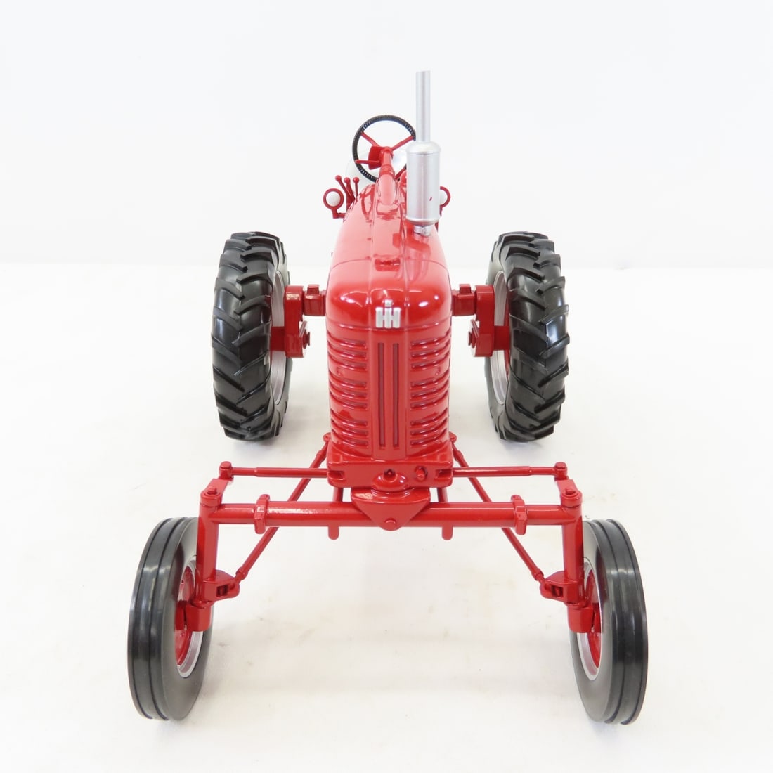 McCormick Farmall 400 High Crop Gas Tractor - 8