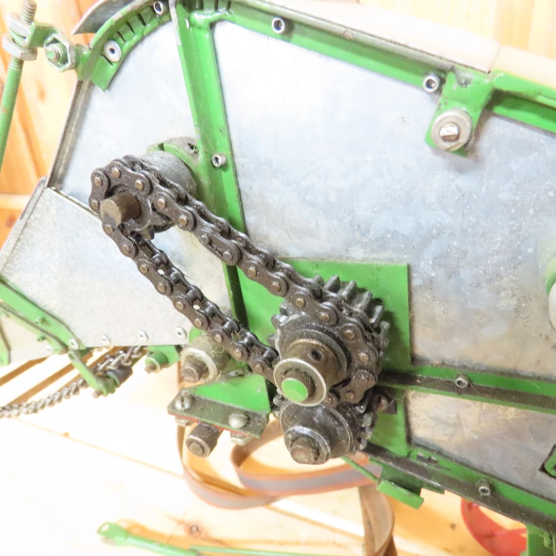 Ken Sunderland Scratch Built Case Thresher - 3