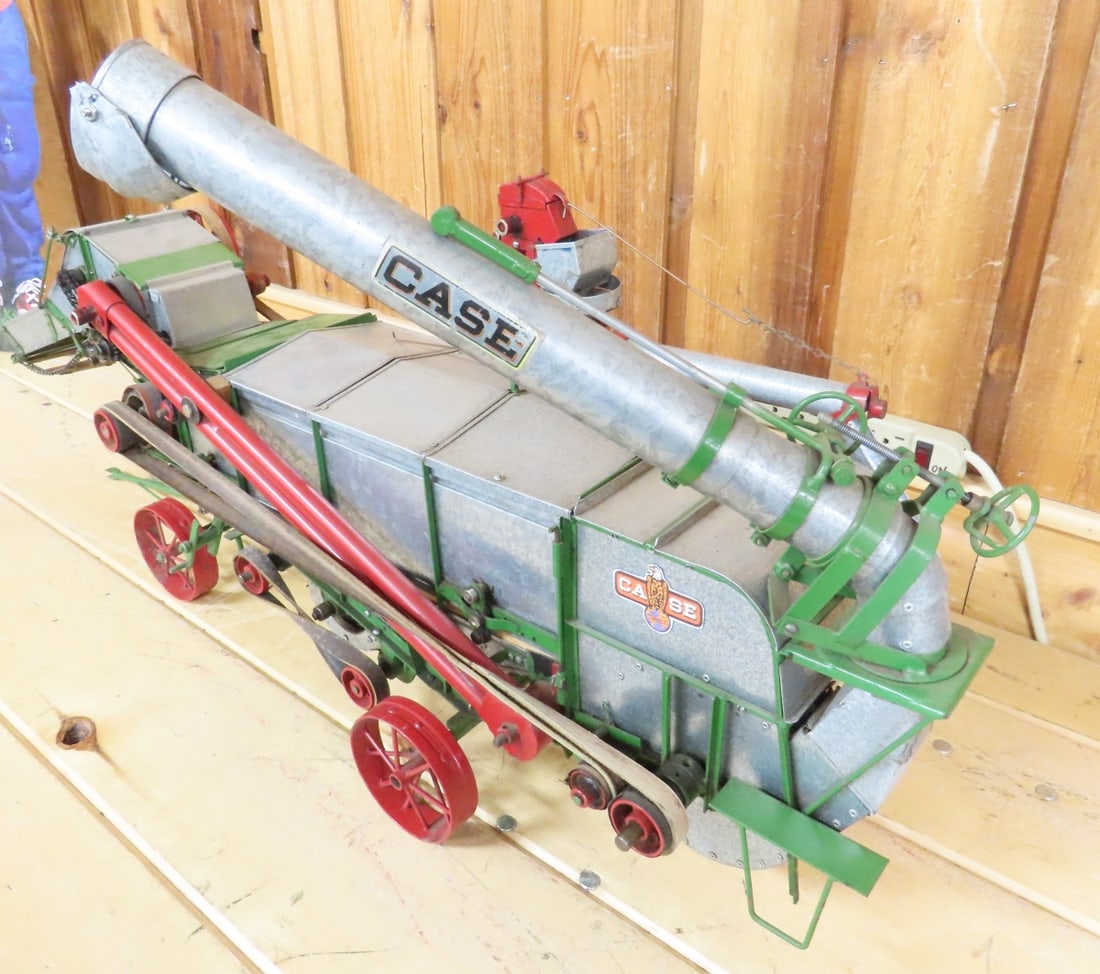 Ken Sunderland Scratch Built Case Thresher - 5