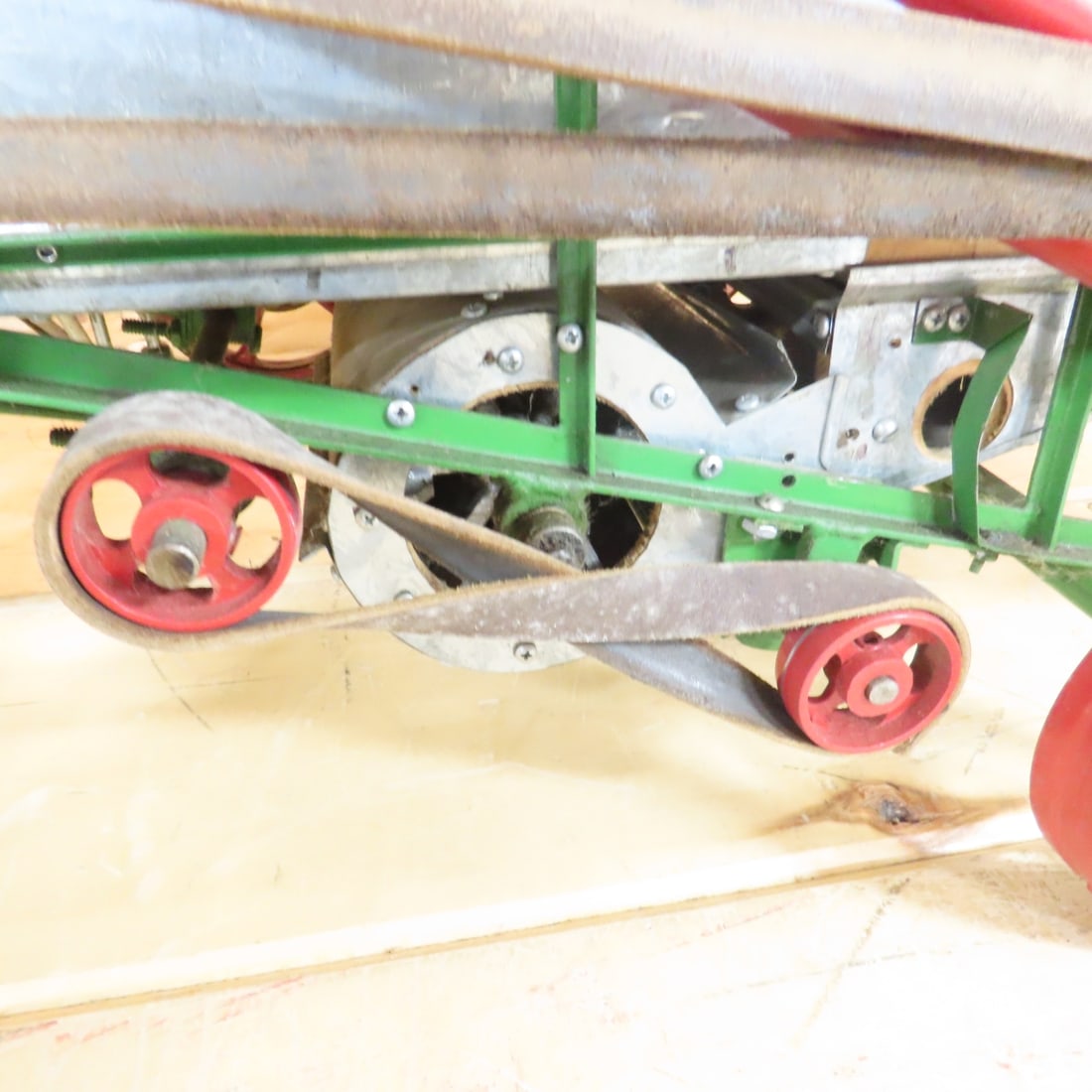 Ken Sunderland Scratch Built Case Thresher - 8