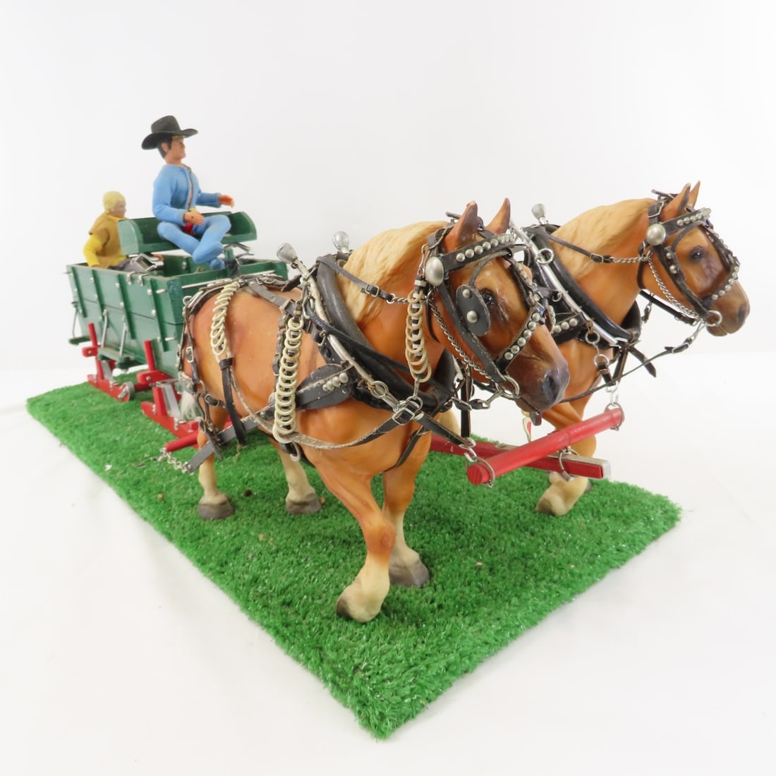 Scratch Built Sleigh Wagon with 2 plastic horses - 7
