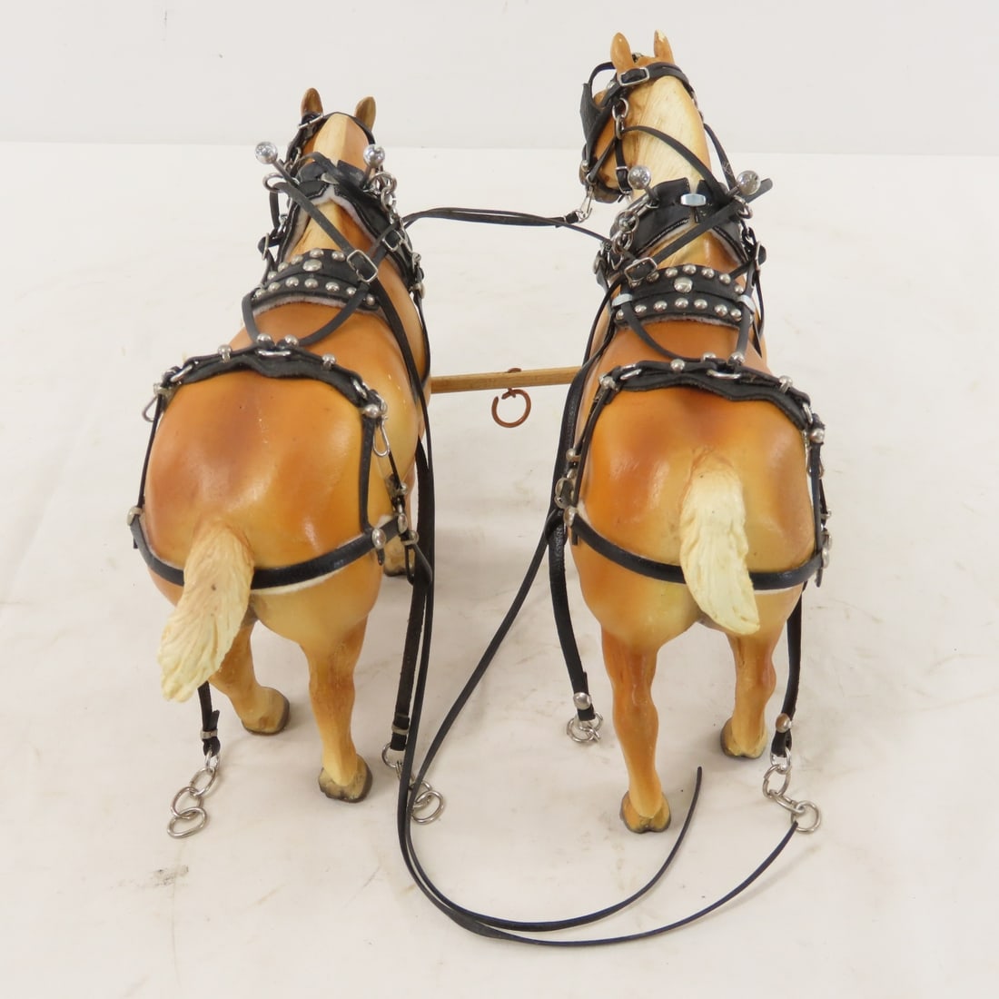 Scratch built wagon with 2 Herden Horses 1/12 - 16