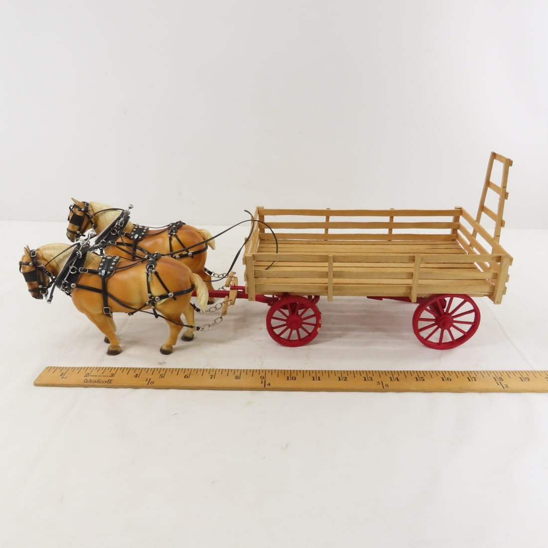 Scratch built wagon with 2 Herden Horses 1/12 - 2