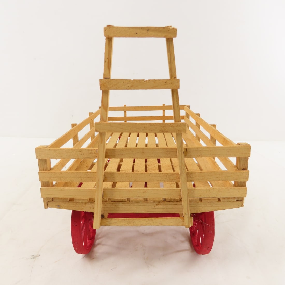 Scratch built wagon with 2 Herden Horses 1/12 - 7