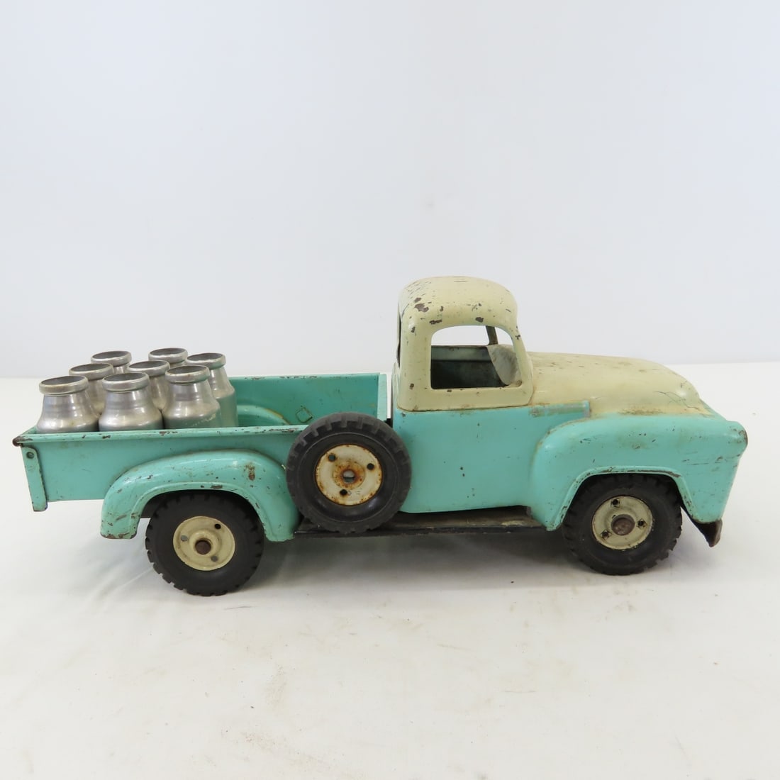 Tru Scale International Harvester Pickup Truck - 6