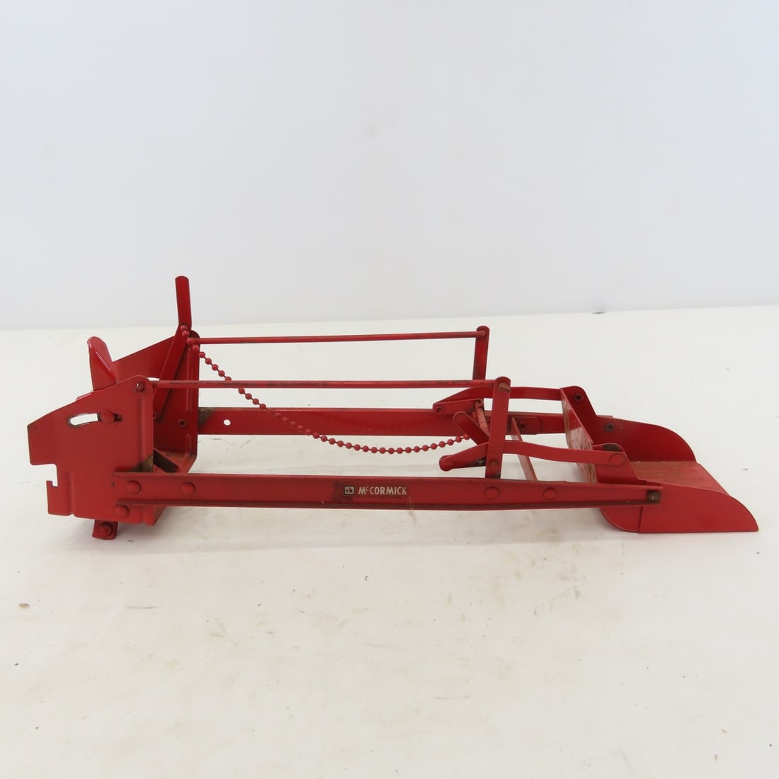Eska McCormick loader, 2 bottom plow & spreader - 5