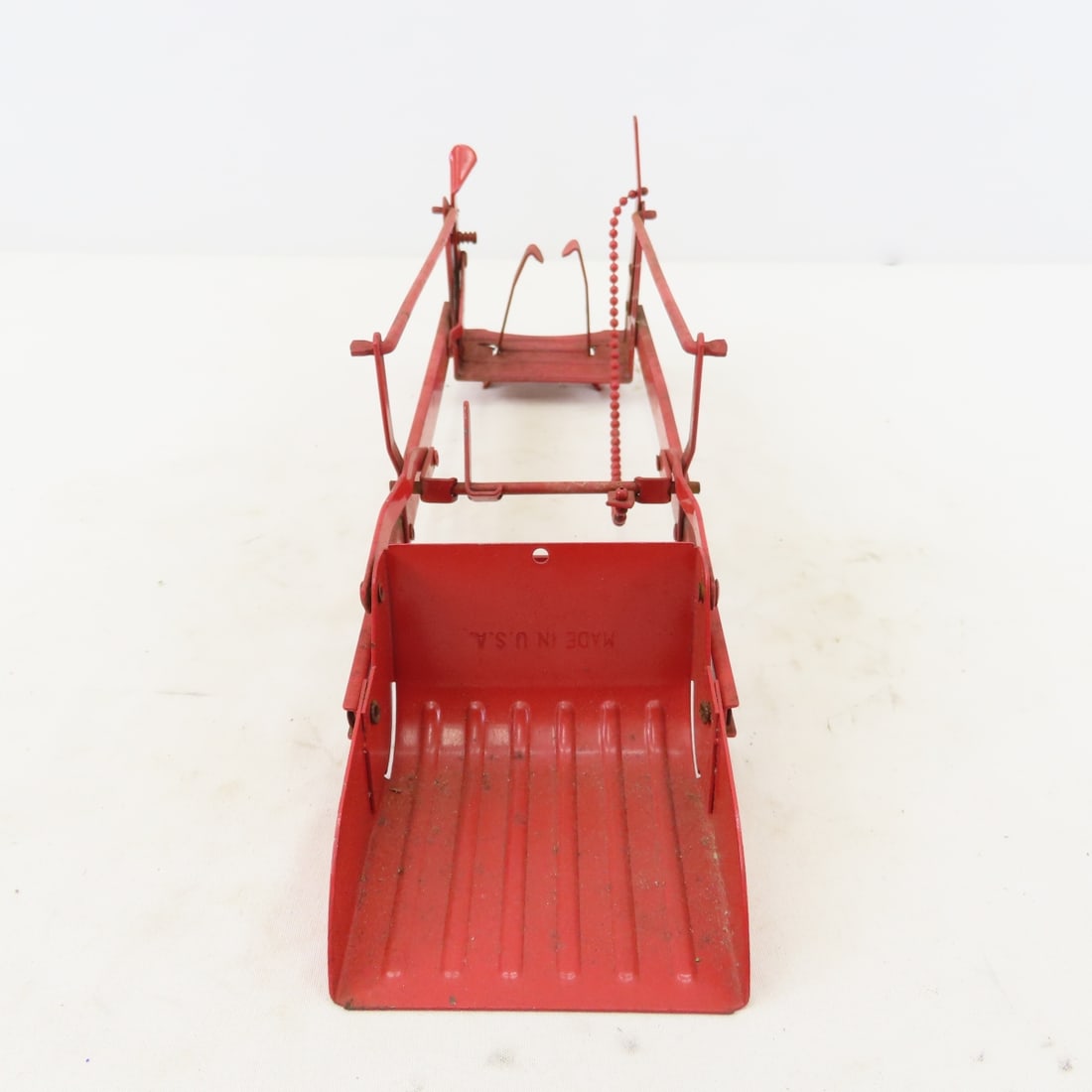 Eska McCormick loader, 2 bottom plow & spreader - 6