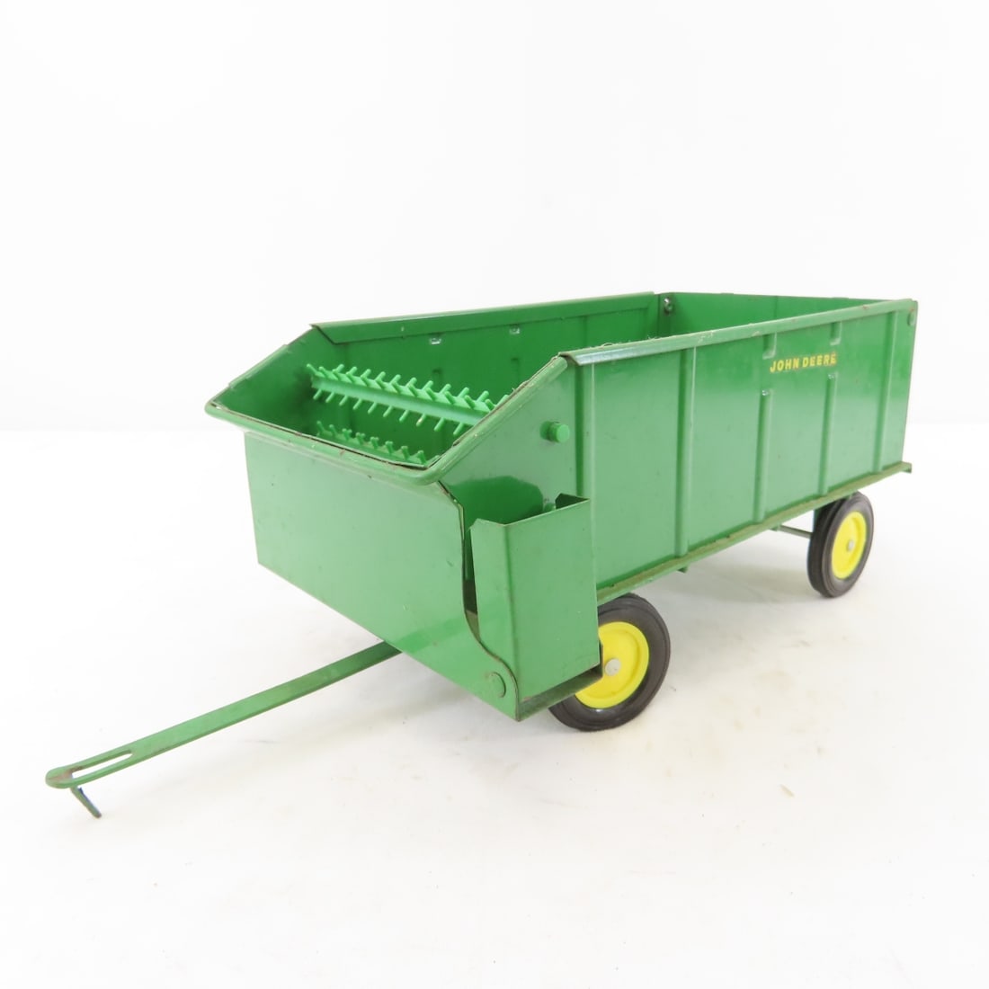 ERTL JD Disc Harrow, Forage Wagon & Sickle Mower - 2