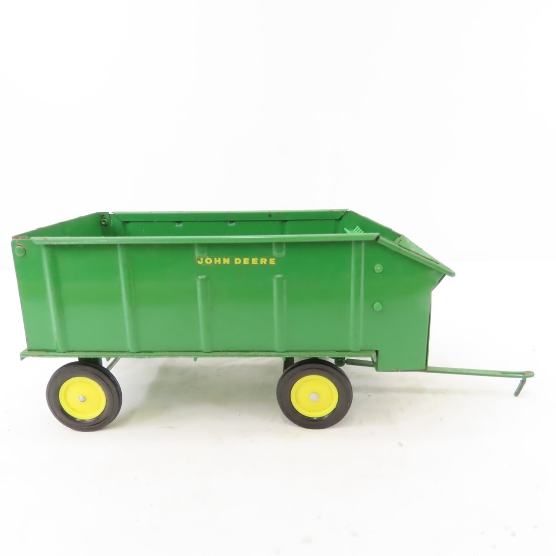 ERTL JD Disc Harrow, Forage Wagon & Sickle Mower - 7